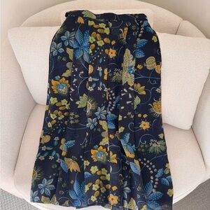 Vintage Geiger Collections Austria Navy Floral pleated midi skirt